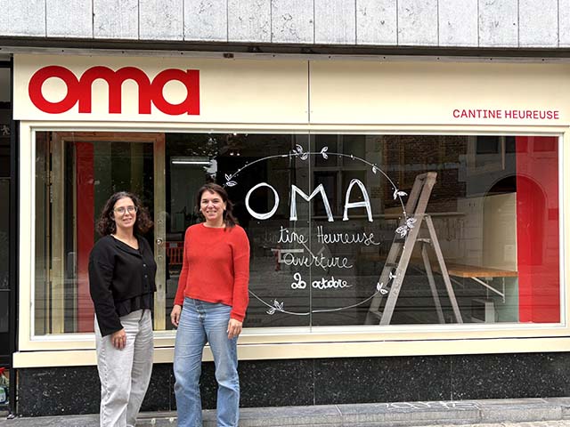 Lettrage vitrine OMA — Inkonic Liège