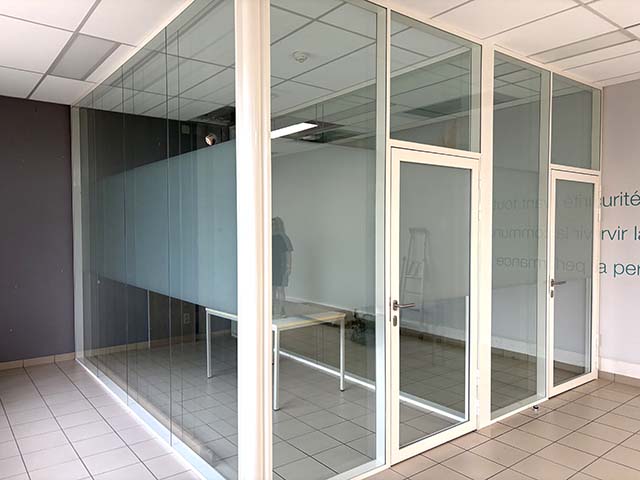 Film sablé vitrine réservation — Inkonic Bressoux